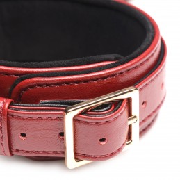 Ensemble de bondage...